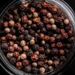 kampotpfeffer-cambodia-pfeffer-farm-ernte-rispe-organic-3er-schwarz-rot-weiss-finest