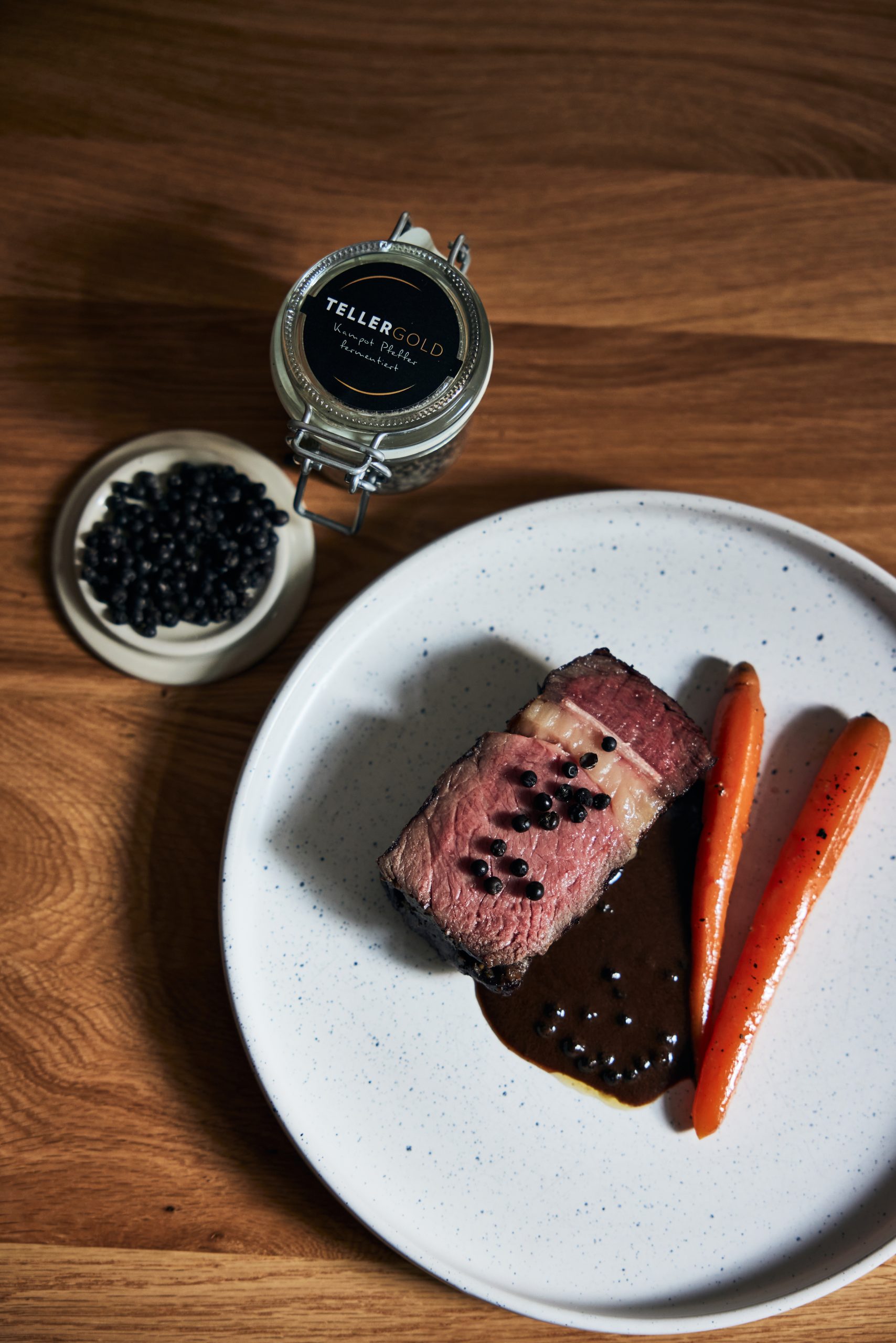Mehr über den Artikel erfahren Entrecote mit Pfeffer Sauce